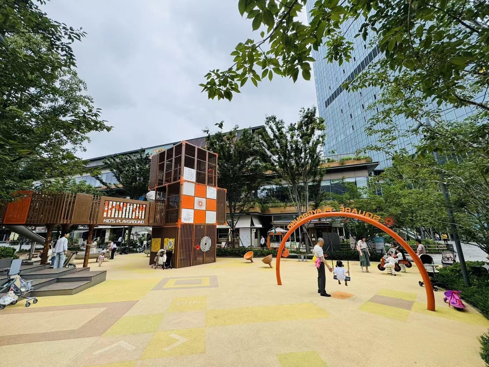 东湖高新区:光谷有了一座商业公园,楼上办公,下楼体验“微度假”4.jpeg