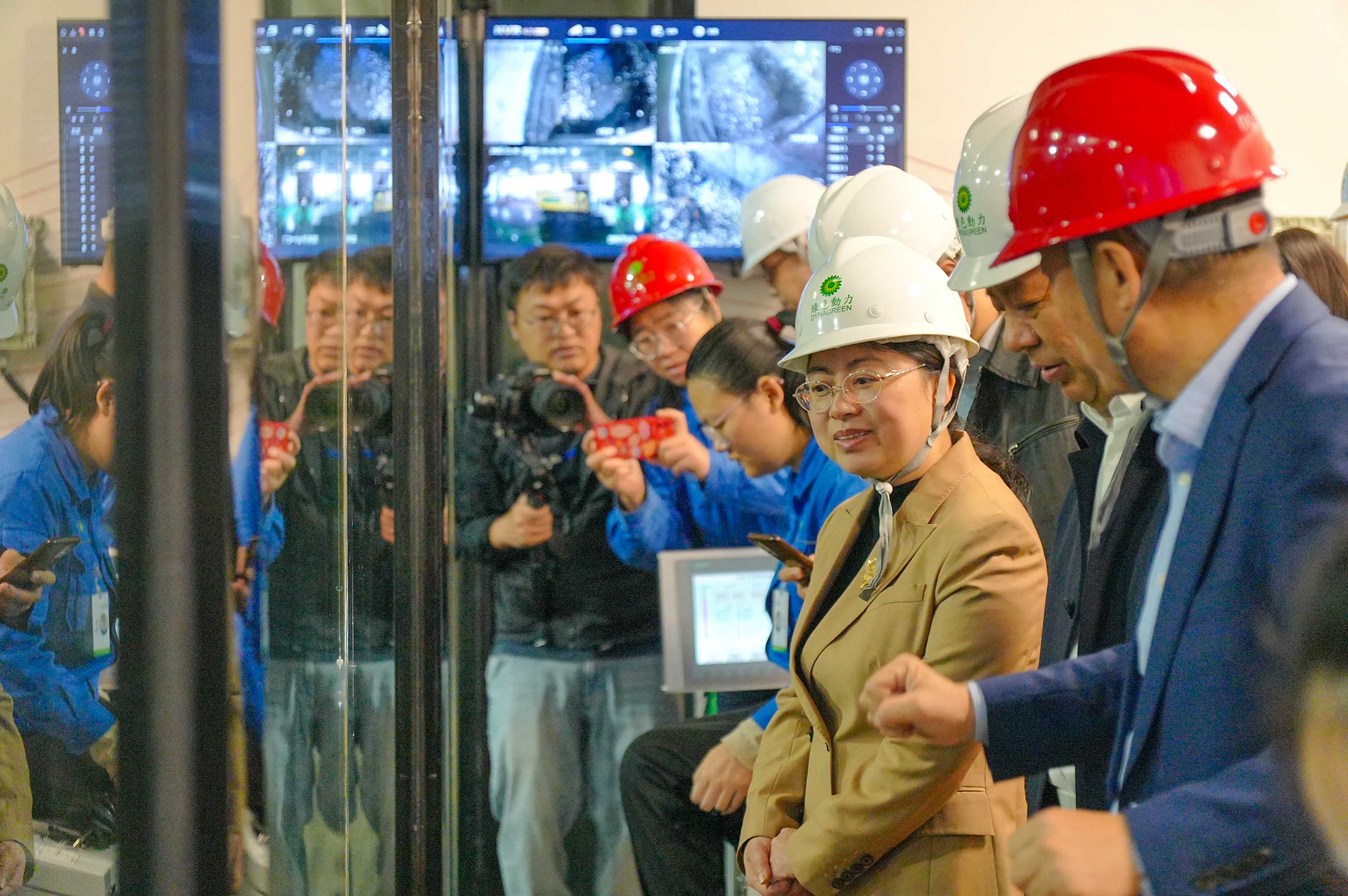 政企面对面 现场解难事3.png