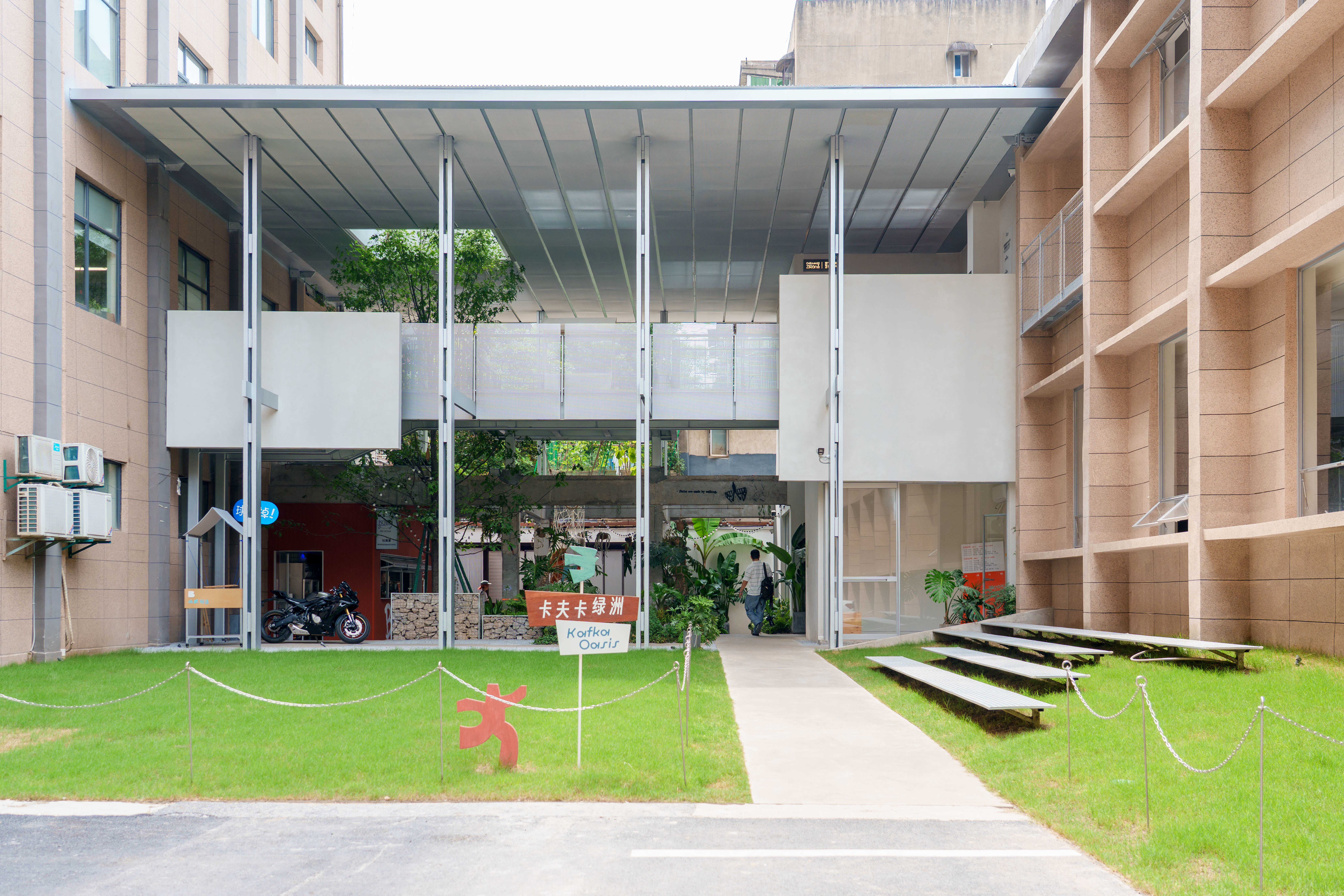 武昌区:小刘家湾社区微更新唤醒老城烟火气,方寸地蝶变邻里客厅2.jpg