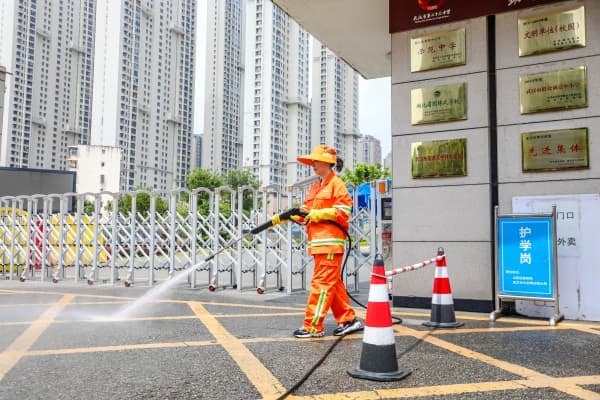 清洁周·护考行:让环境“净”下来,让城市“静”下来2.jpg