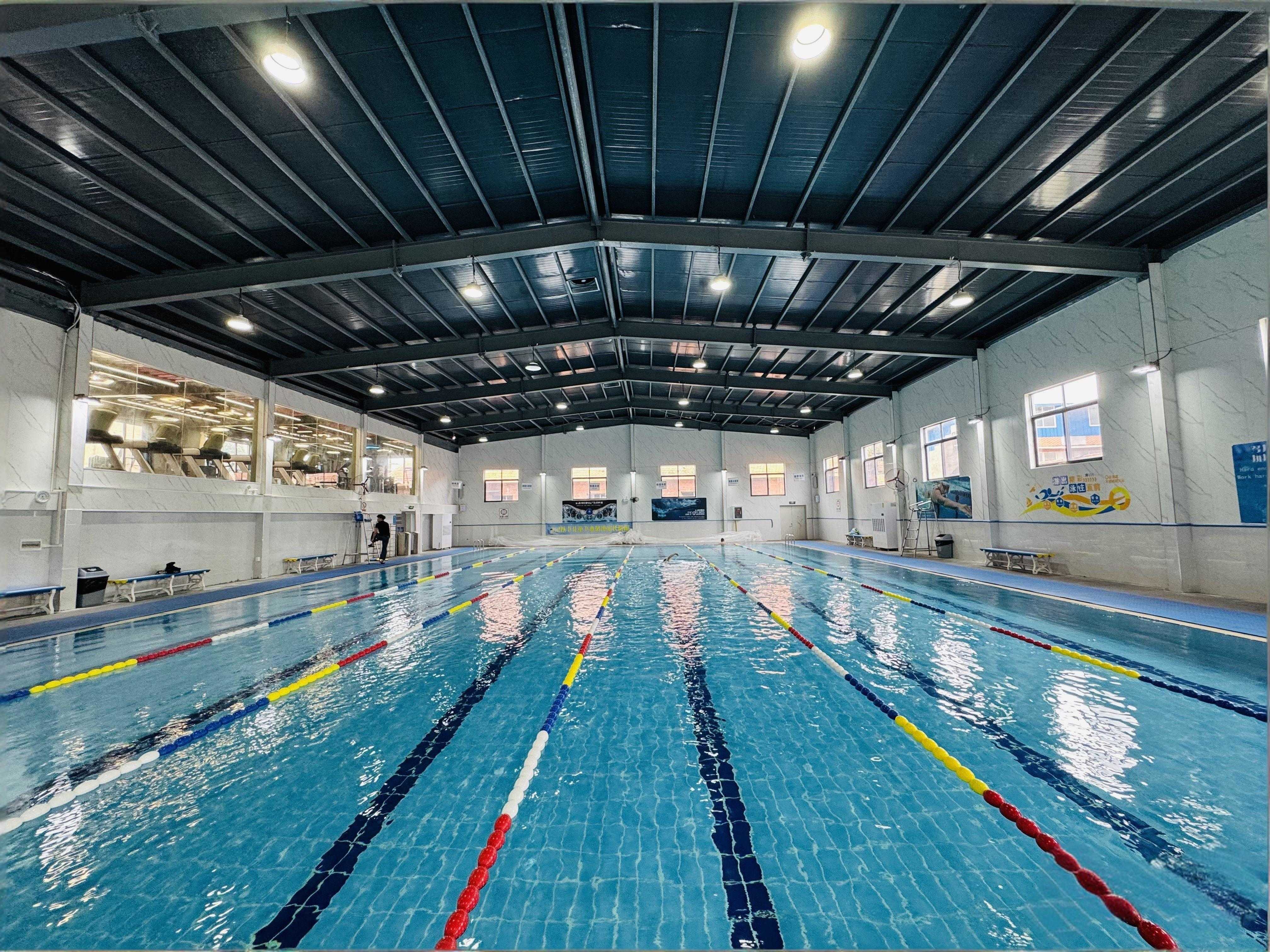 老厂房里开了家恒温游泳馆,居民出门可锻炼1.jpeg